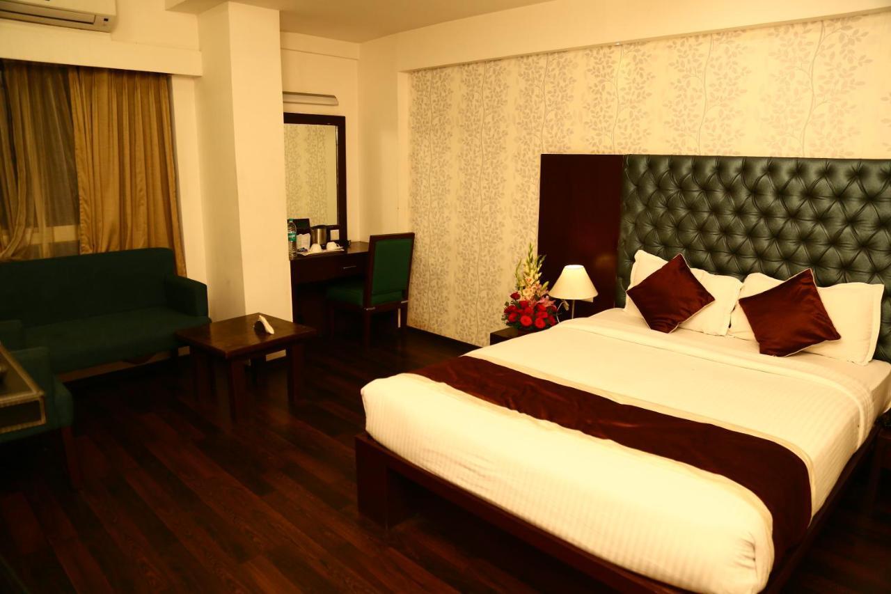 Comfy Business Hotel Bangalore Extérieur photo