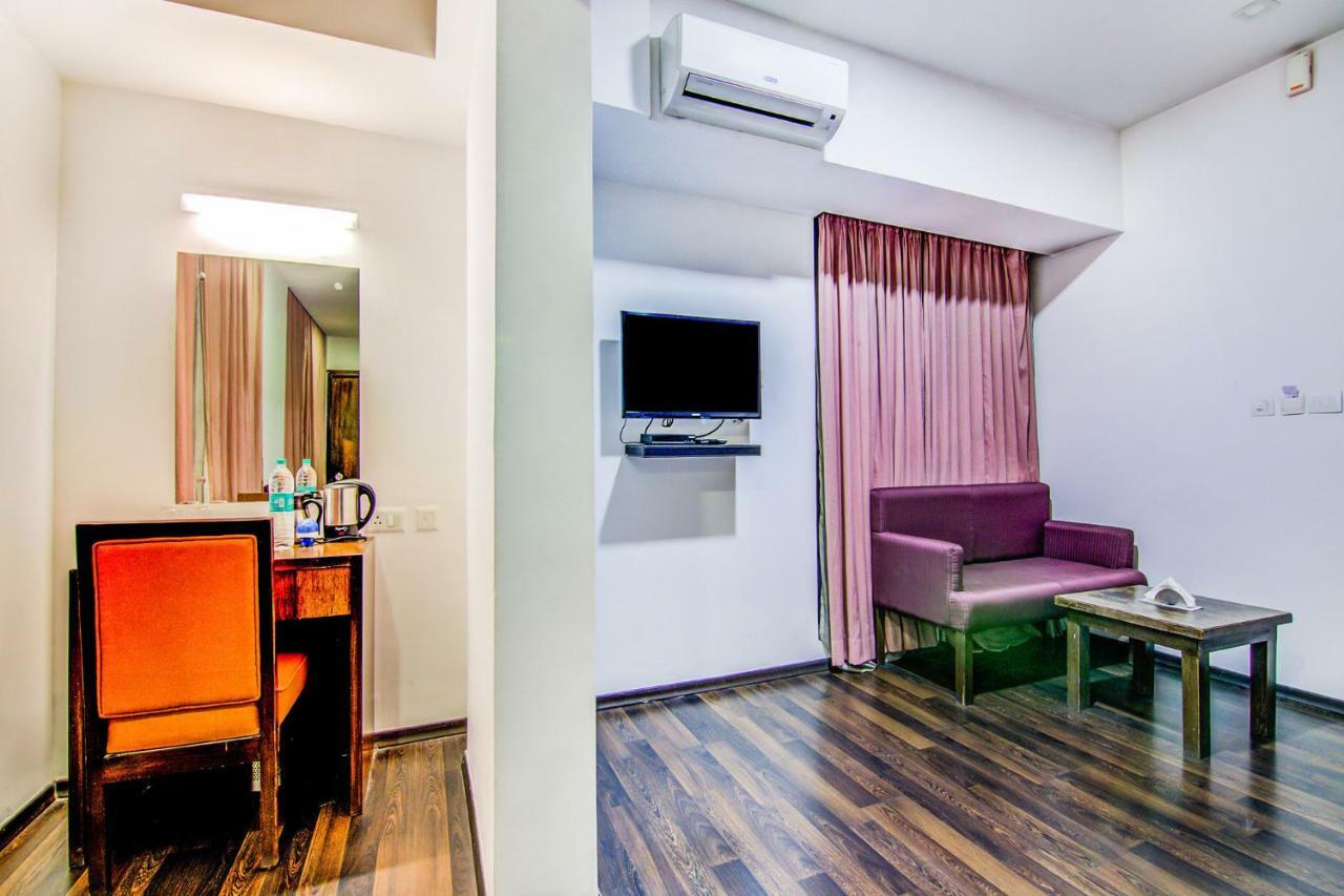 Comfy Business Hotel Bangalore Extérieur photo